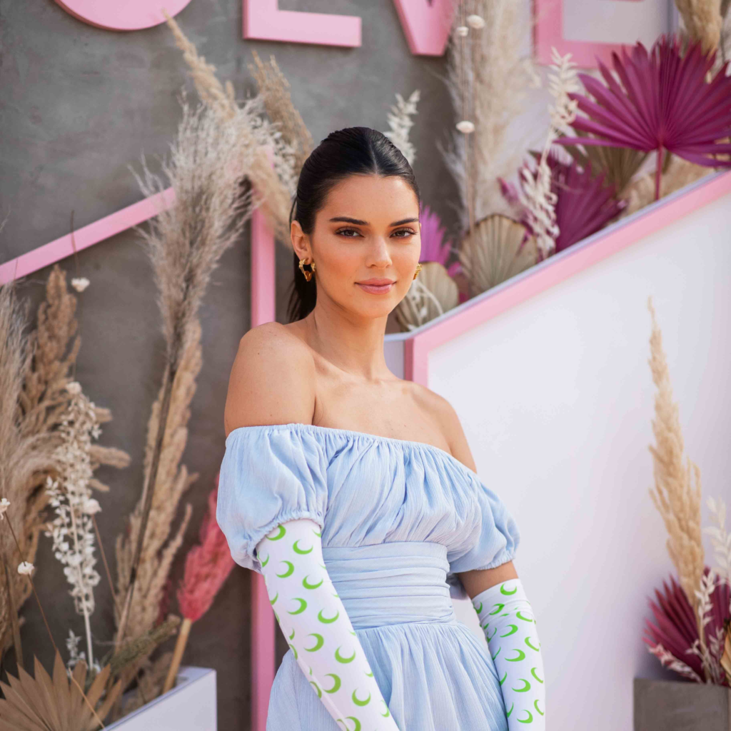 Recreate Kendall Jenner's Casual Daytime Outfit on a Budget